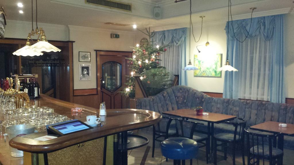 Hotel - Landgasthof Winklehner Sankt Pantaleon  Eksteriør bilde