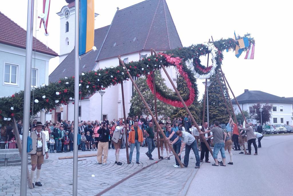 Hotel - Landgasthof Winklehner Sankt Pantaleon  Eksteriør bilde