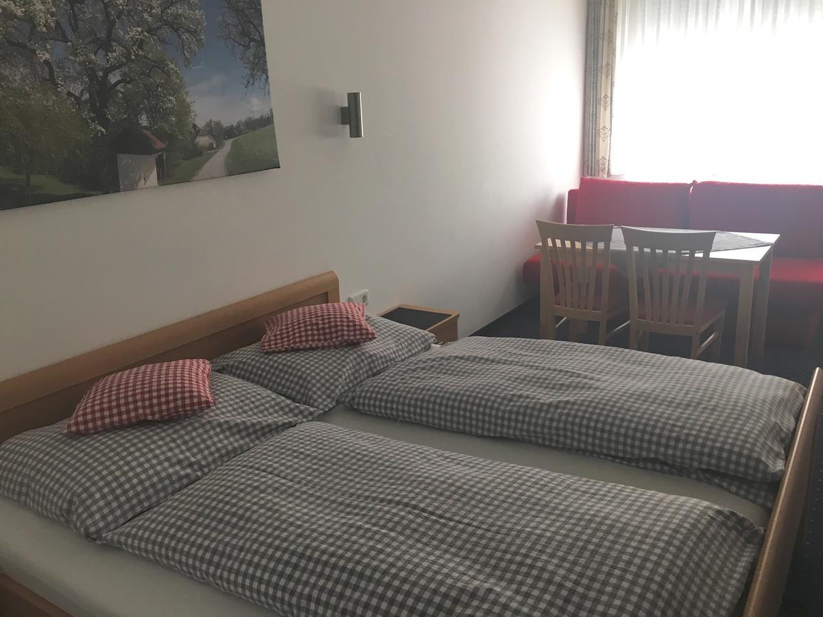 Hotel - Landgasthof Winklehner Sankt Pantaleon  Eksteriør bilde